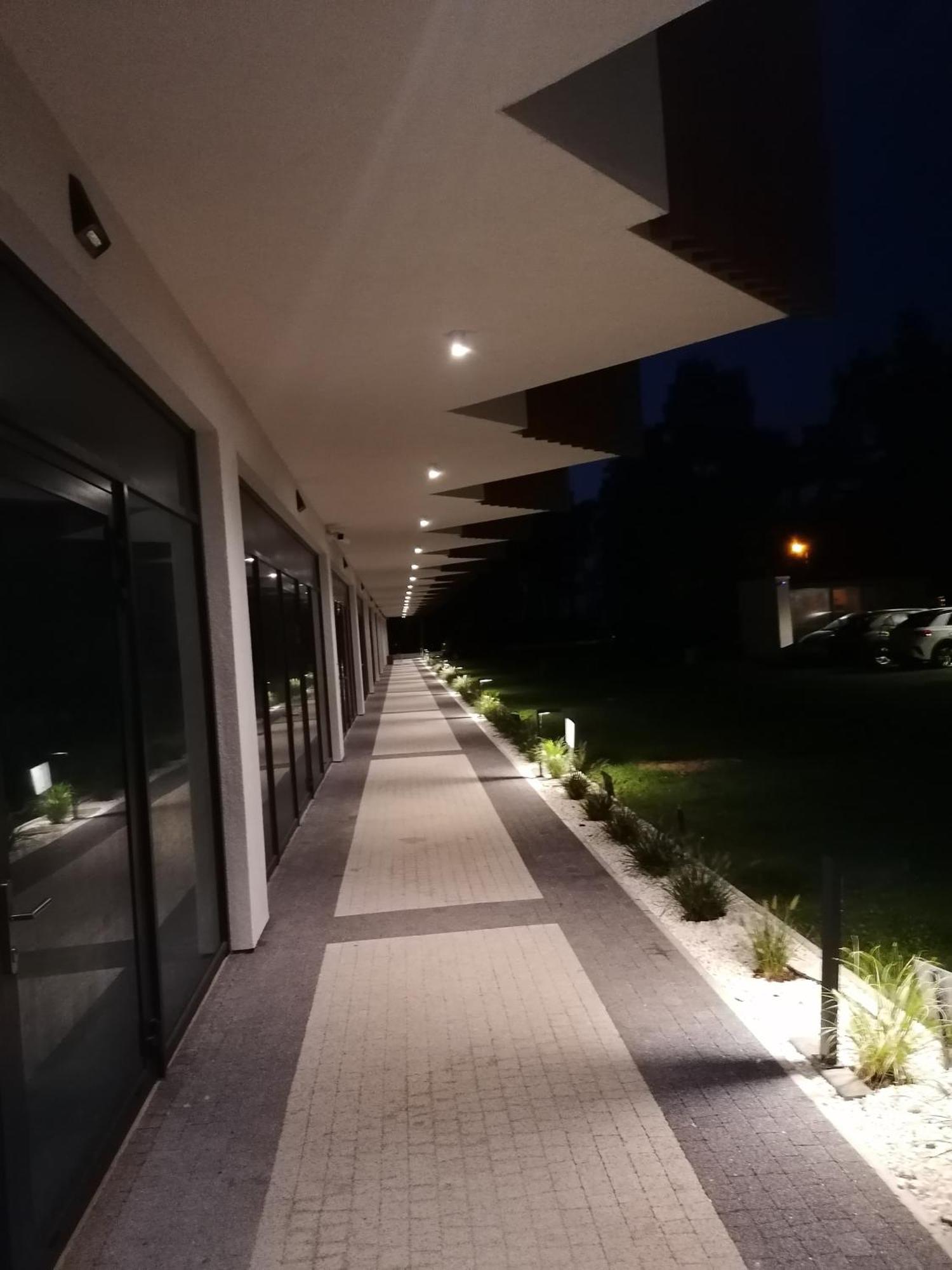 Pinea Apartament Z Widokiem Na Morze Z Basenem I Spa Przy Plazy ポビエロボ エクステリア 写真