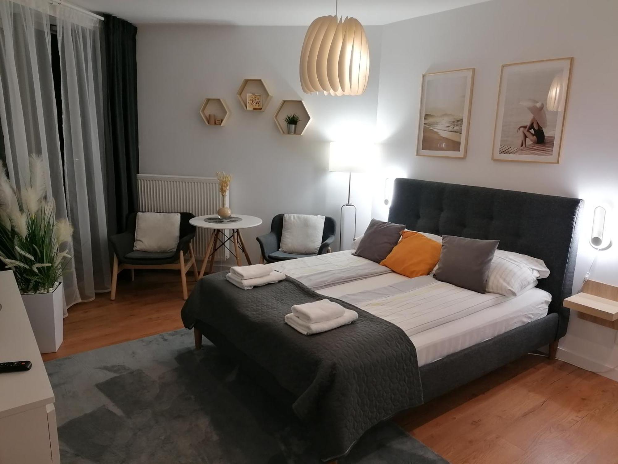 Pinea Apartament Z Widokiem Na Morze Z Basenem I Spa Przy Plazy ポビエロボ エクステリア 写真