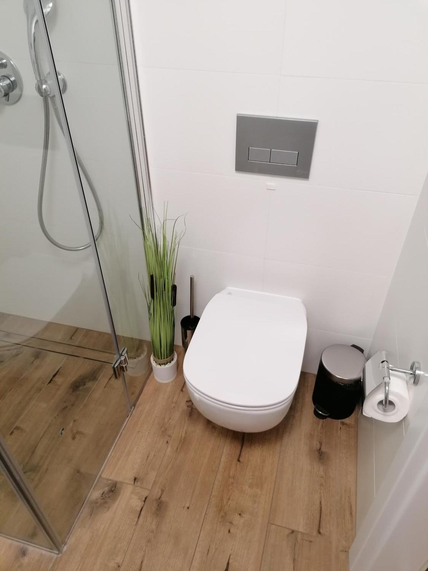 Pinea Apartament Z Widokiem Na Morze Z Basenem I Spa Przy Plazy ポビエロボ エクステリア 写真
