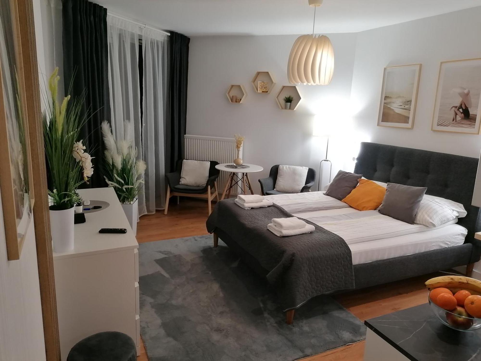 Pinea Apartament Z Widokiem Na Morze Z Basenem I Spa Przy Plazy ポビエロボ エクステリア 写真